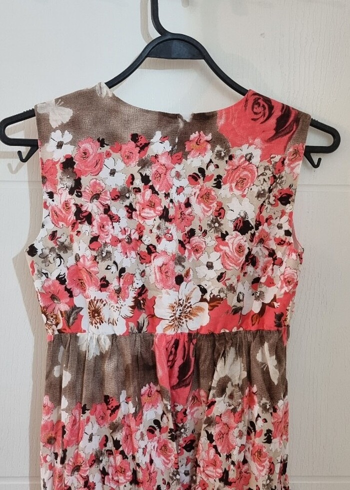 Çiçekli uzun elbise - Görsel 4