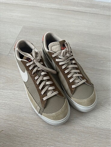 Nike Blazer spor ayakkabı