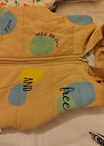 Renkli Kapüşonlu Fermuarlı Erkek Yelek - Görsel 3