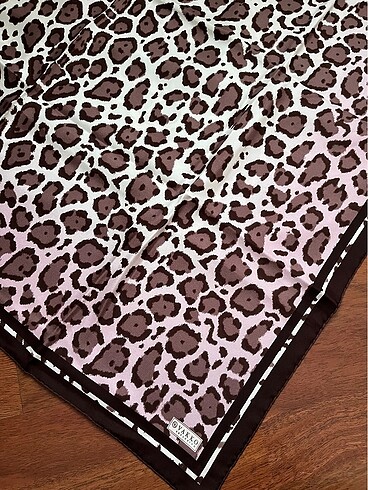 Vakko Eşarp - Görsel 6