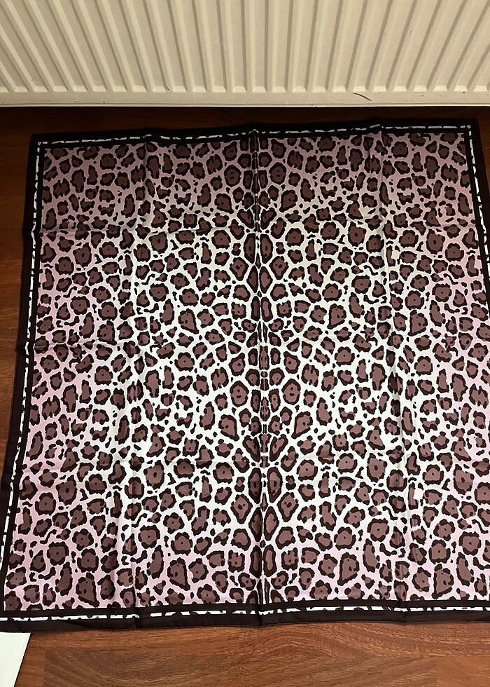 Vakko Eşarp - Görsel 3