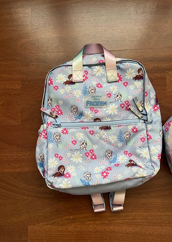 Disney Frozen Lisanslı Okul Çantası ve Beslenme Çantası - Görsel 2