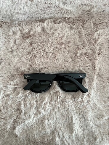 Beden Ray Ban Eğik Model