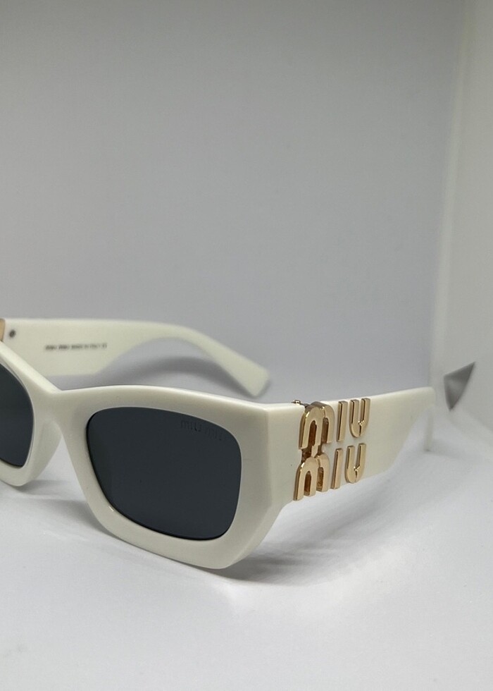 Miu Miu Gözlük - Görsel 2