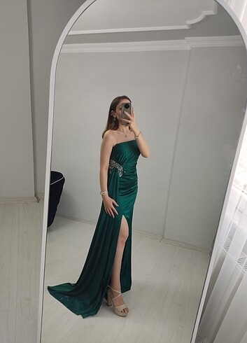 38 Beden yeşil Renk Elbise 