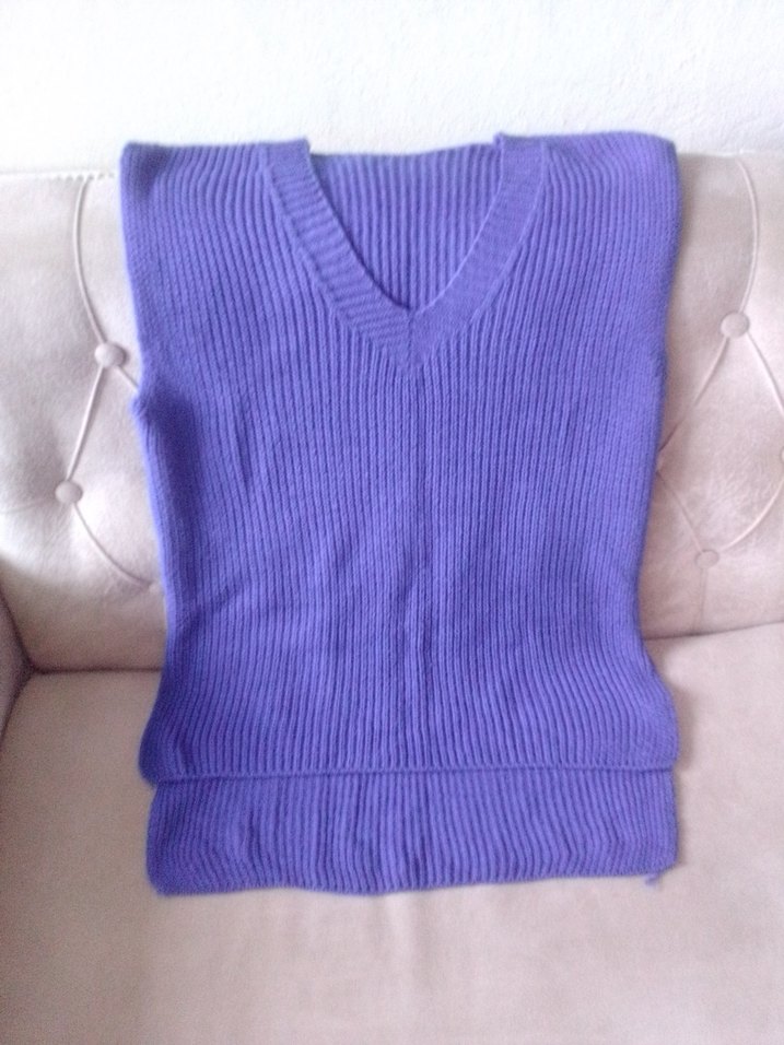 saks mavisi v yaka süveter - Görsel 2