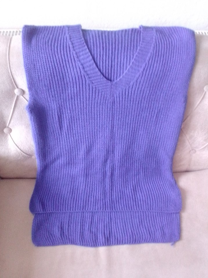 saks mavisi v yaka süveter - Görsel 3