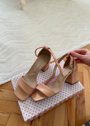 pelinin-ayakkabilari 37