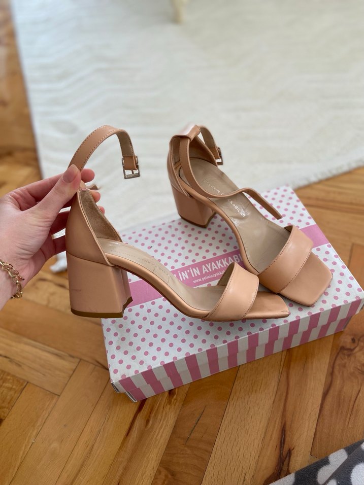 Bej Blok Topuklu Kadın Sandalet - Görsel 3