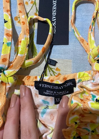 Sarı Baskılı Mini Kadın Crop Top - Görsel 2