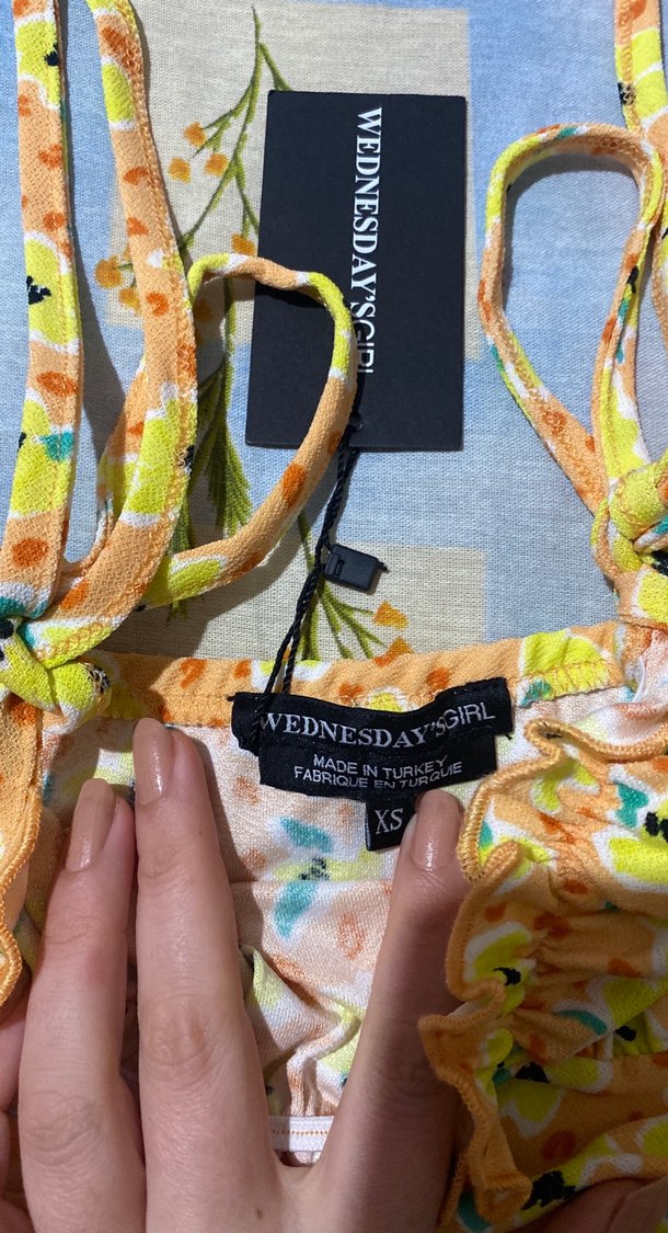 Sarı Baskılı Mini Kadın Crop Top - Görsel 2