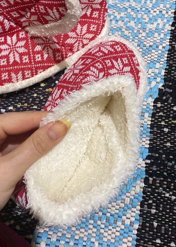 Kızlar için Nakışlı Renkli Örgü Ev Terliği - Görsel 2