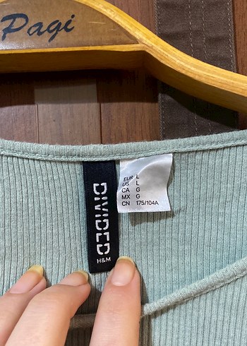 Kısa Kollu Crop Top - Görsel 2