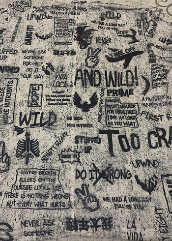 Çizgi Roman Sayfası Tasarımlı Kumaş tişört - Görsel 4