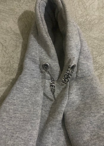 Gri Kürklü Sokak Stili Köpek Kıyafeti - Görsel 2