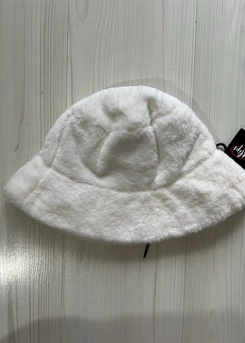 Eklips Pelus Beyaz Bucket Sapka