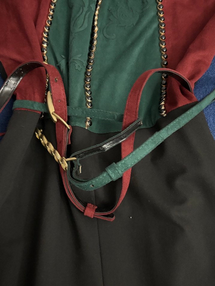 Kemerli, Yüksek Yakalı, uzun elbise - Görsel 3