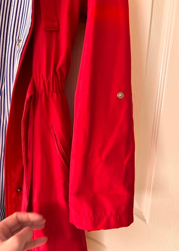Kırmızı Midi Kadın Yağmurluk - Görsel 6