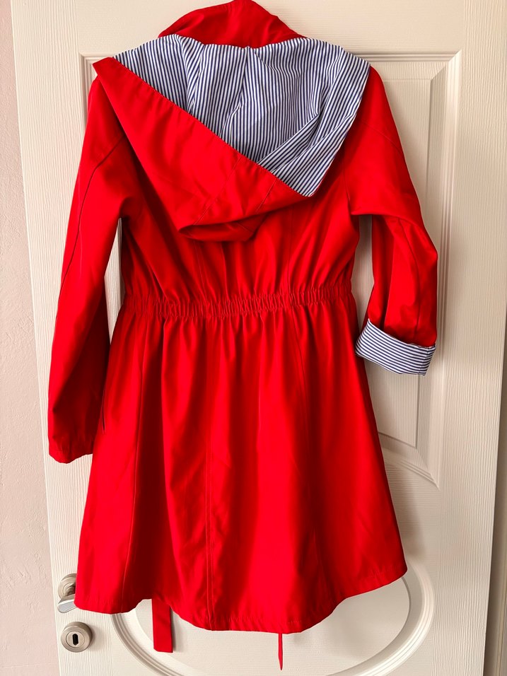 Kırmızı Midi Kadın Yağmurluk - Görsel 4