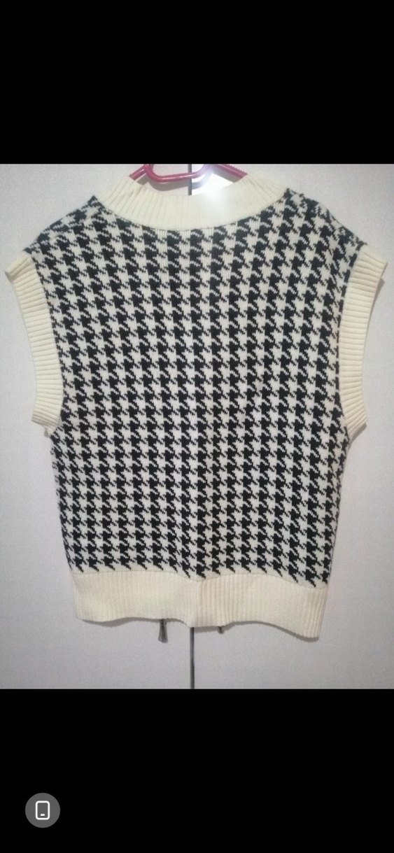 Boğazlı Kısa Örgü Süveter - Görsel 3