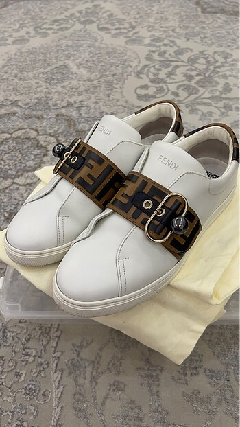 Fendi Fendi Signature Sneakers ????