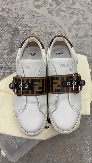 39 Beden beyaz Renk Fendi Signature Sneakers ????