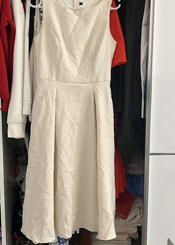 Beyaz Uzun Drapeli Kadın Elbise - Görsel 2