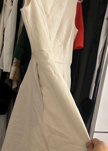 Beyaz Uzun Drapeli Kadın Elbise - Görsel 3