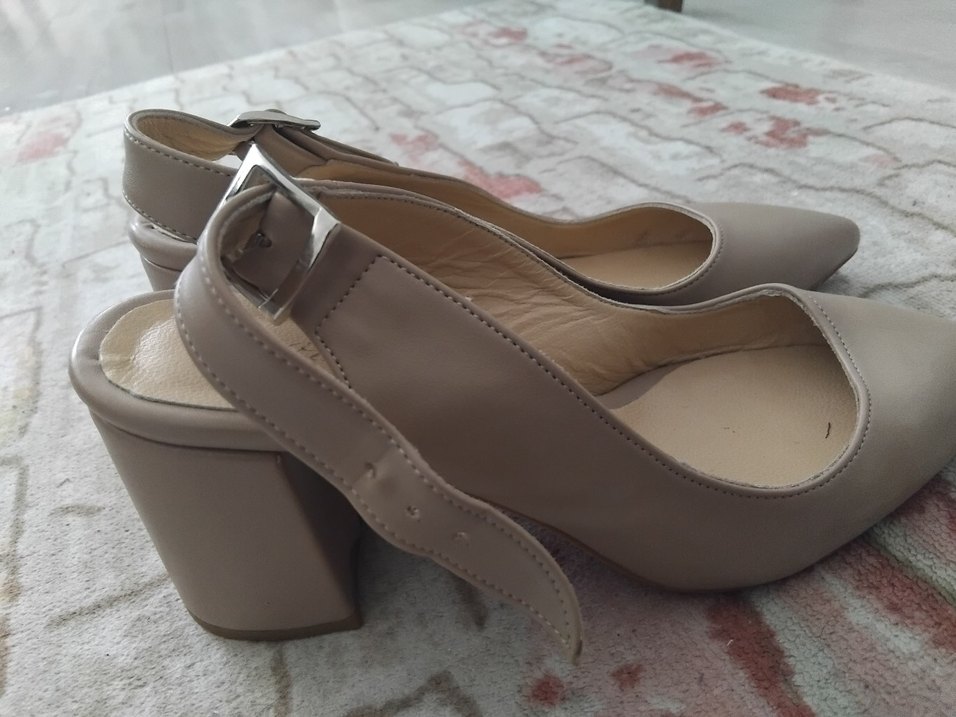 Bej Deri Kadın Dolgu Topuklu Akşam Ayakkabısı - Görsel 2