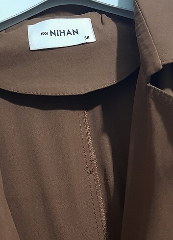 Nihan Nihan trenckot
