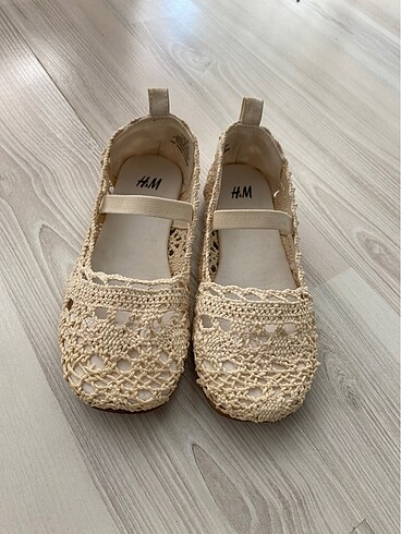 H&M Babet