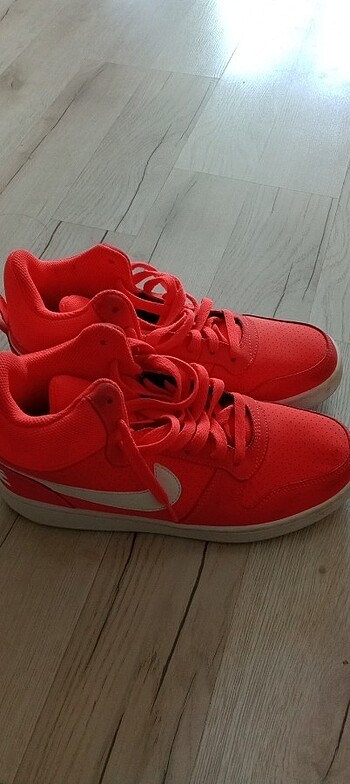 Nike Sıfır ürün 1kez giyildi