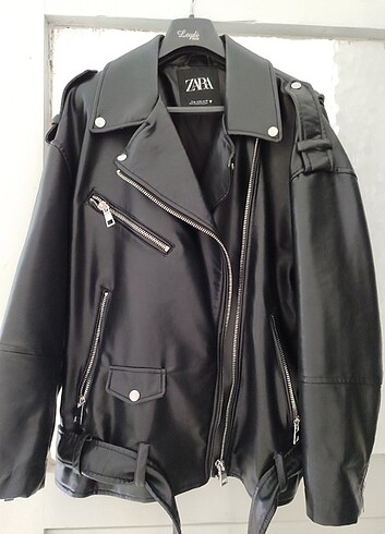 l Beden ZARA OVERSIZE BIKER DERI CEKET