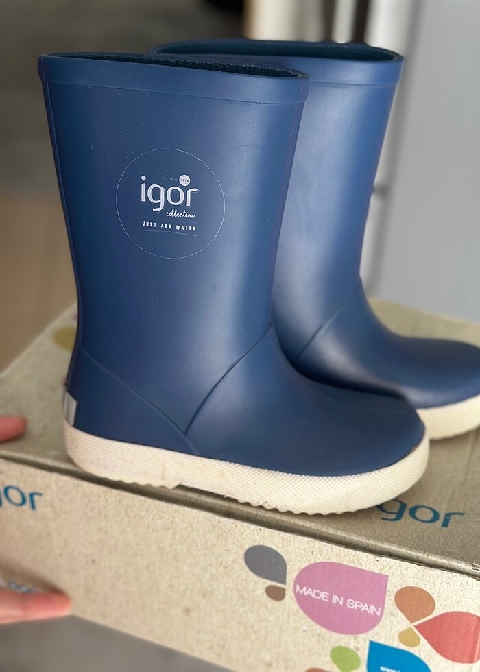İgor Yağmur Botu - Görsel 3