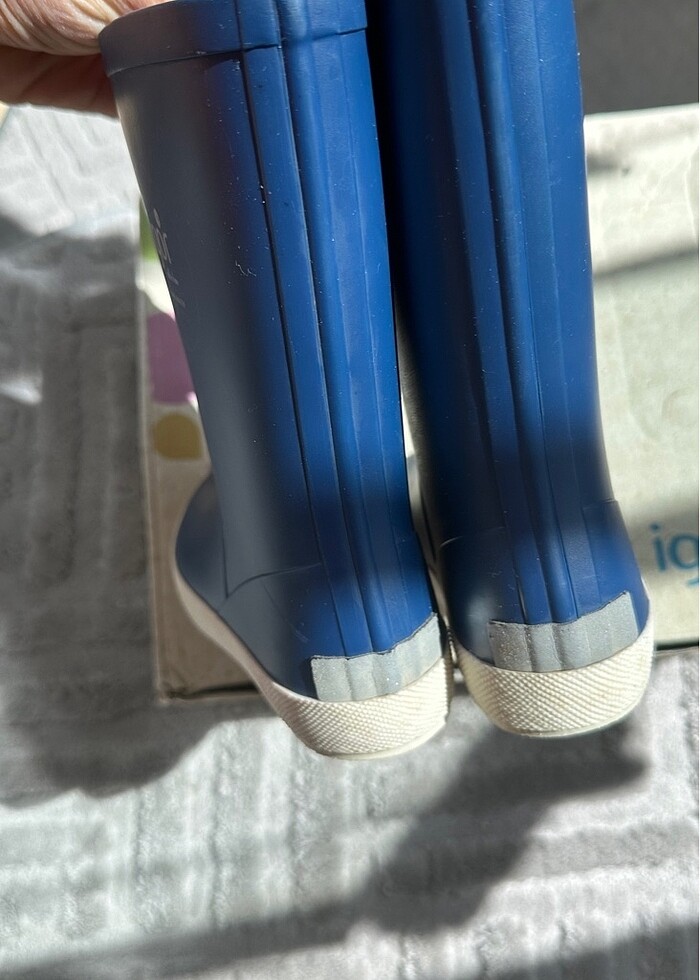 İgor Yağmur Botu - Görsel 4