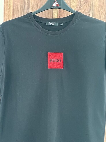 m Beden HUGO BOSS T-SHIRT