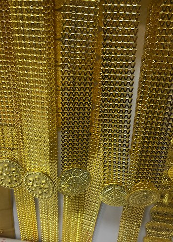 Zincir Detaylı Parlak Altın Kadın Kemer - Görsel 4