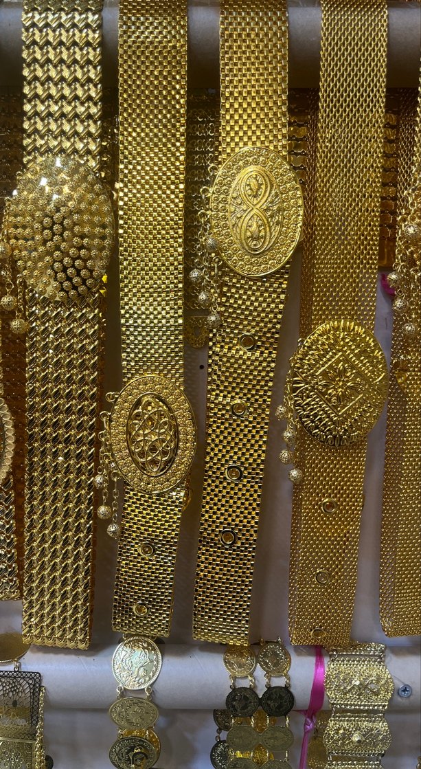 Zincir Detaylı Parlak Altın Kadın Kemer - Görsel 2