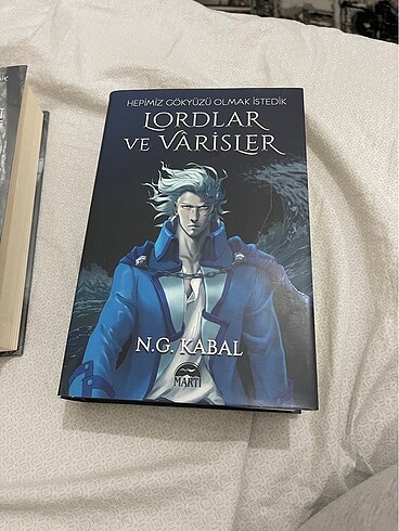 KUTULU İMZALI LORDLAR VE VARİSLER