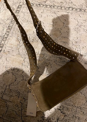 Zımba Detaylı Süet Çapraz Askılı Çanta - Görsel 7