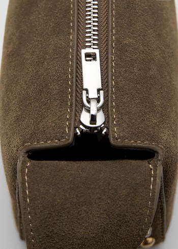 Zımba Detaylı Süet Çapraz Askılı Çanta - Görsel 4