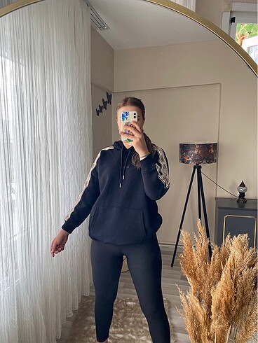 m Beden Guess sweatshirt