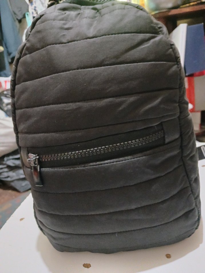 Siyah Fermuarlı Kadın Sırt Çantası - Görsel 2