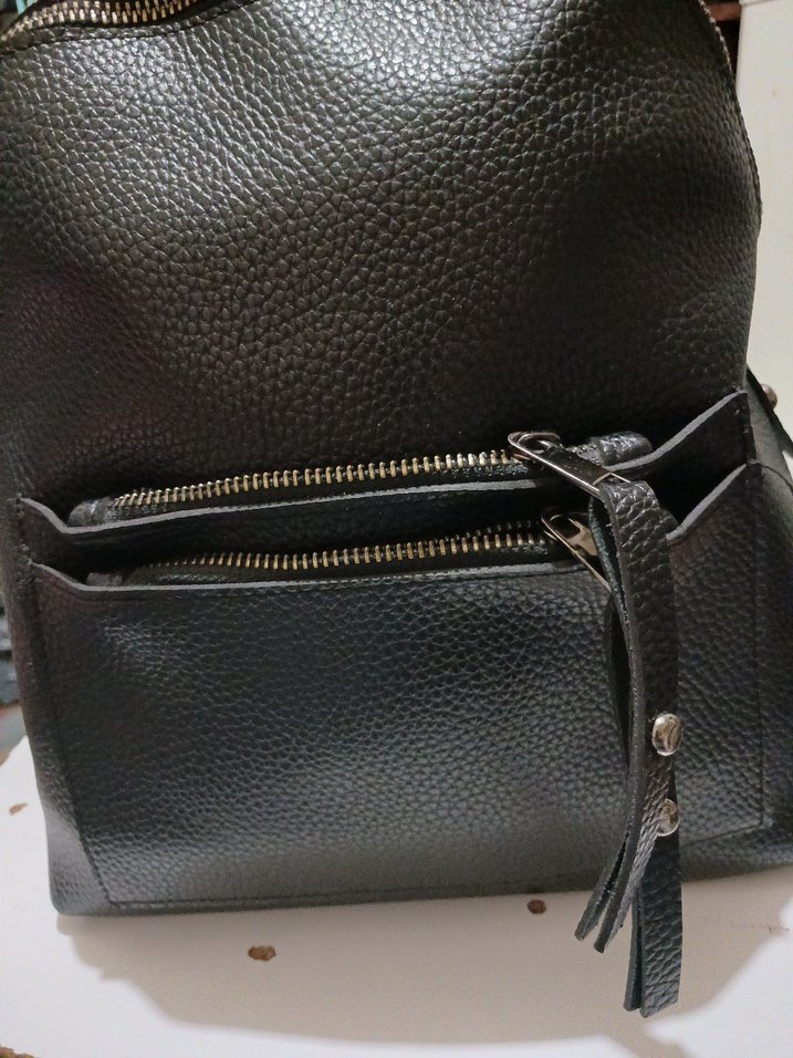 Kadın Siyah Deri Fermuarlı Sırt Çantası - Görsel 2