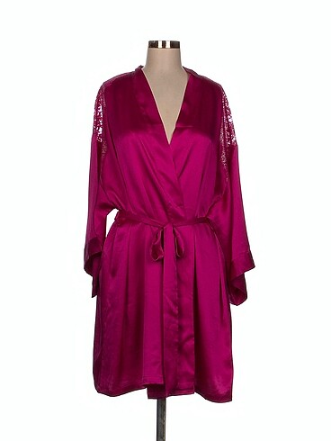 Victoria s Secret Sabahlık %70 İndirimli.