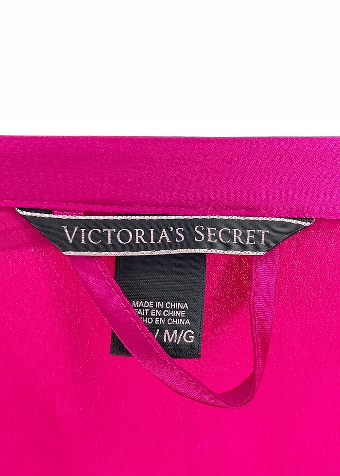 Victoria s Secret Sabahlık %70 İndirimli. - Görsel 4