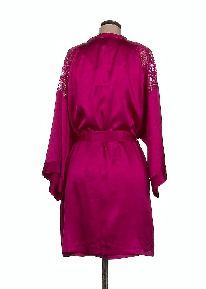 Victoria s Secret Sabahlık %70 İndirimli. - Görsel 3