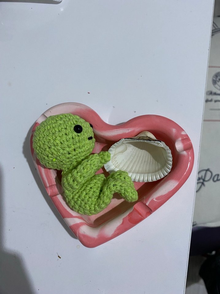 Smiski Yeşil Örgü Peluş Oyuncak - Görsel 4