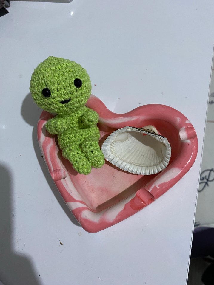 Smiski Yeşil Örgü Peluş Oyuncak - Görsel 5