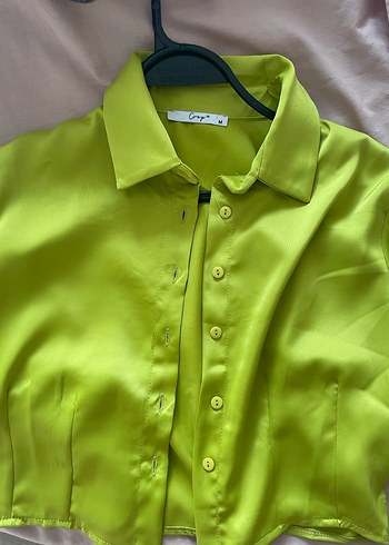 Zara Yağ Yeşili Crop Gömlek
